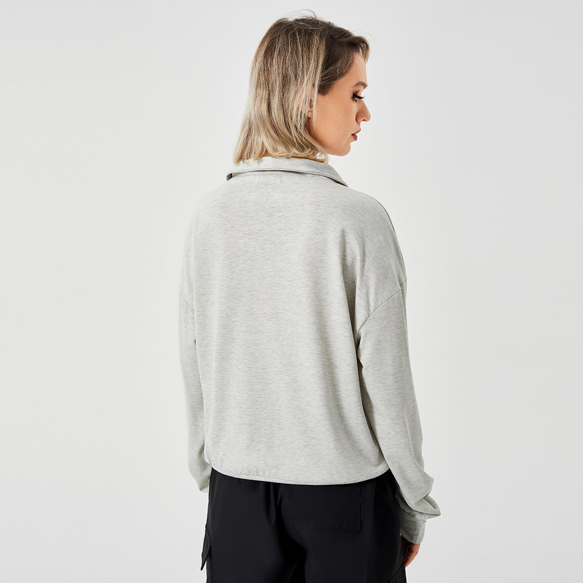 Cozy & Chic: The Ultimate Women's Pullover Sweatshirt | Marvis - Marvis