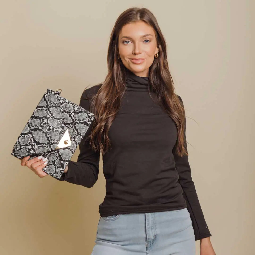 Sleek & Stylish: Adrian Clutch | Marvis - Marvis