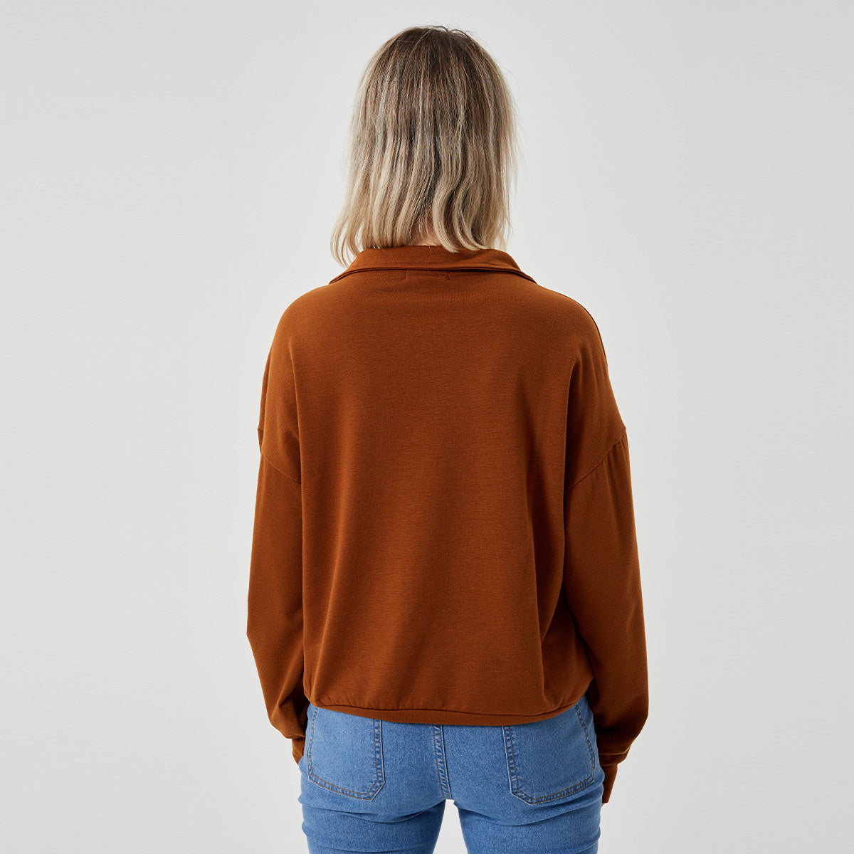 Cozy & Chic: The Ultimate Women's Pullover Sweatshirt | Marvis - Marvis