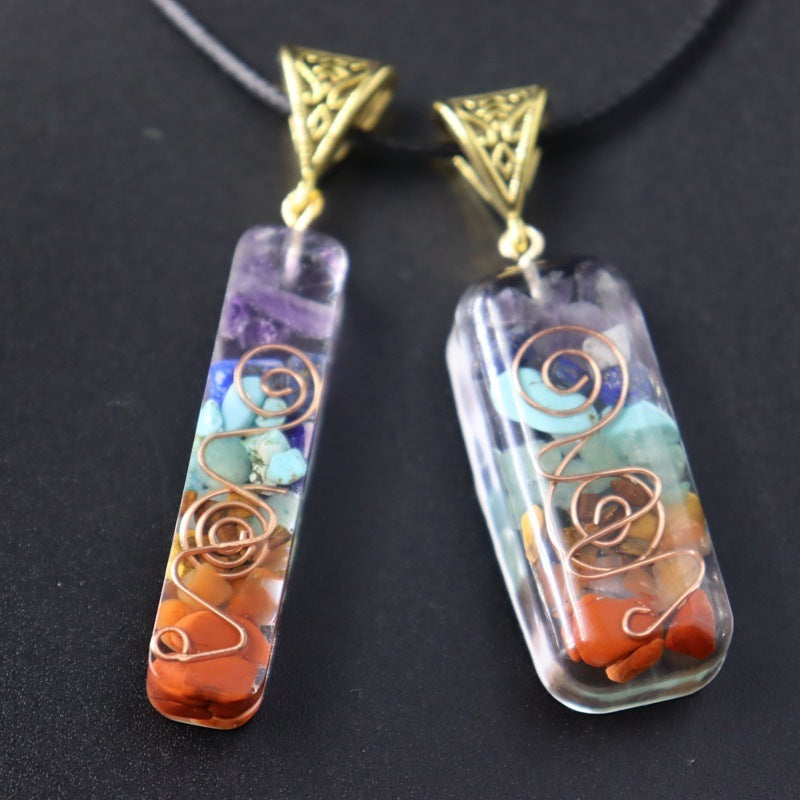 Retro Reiki Healing Crystal Pendant – Chakra Power | Marvis