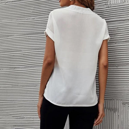 Effortlessly Chic V-Neck Shirt - Your New Wardrobe Staple! | Marvis - Marvis