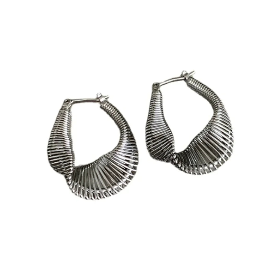 Twist into Elegance: Twist Earrings | Marvis - Marvis